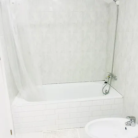 Two- Story Near The Sea 5 Minutes 公寓 *