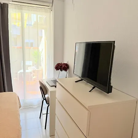 Two- Story Near The Sea 5 Minutes Apartment Torrevieja